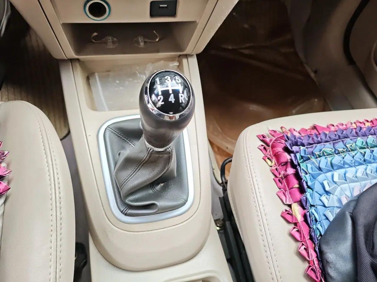 Chery E5 2012 1.5L Manual Sport Edition — миниатюра 15