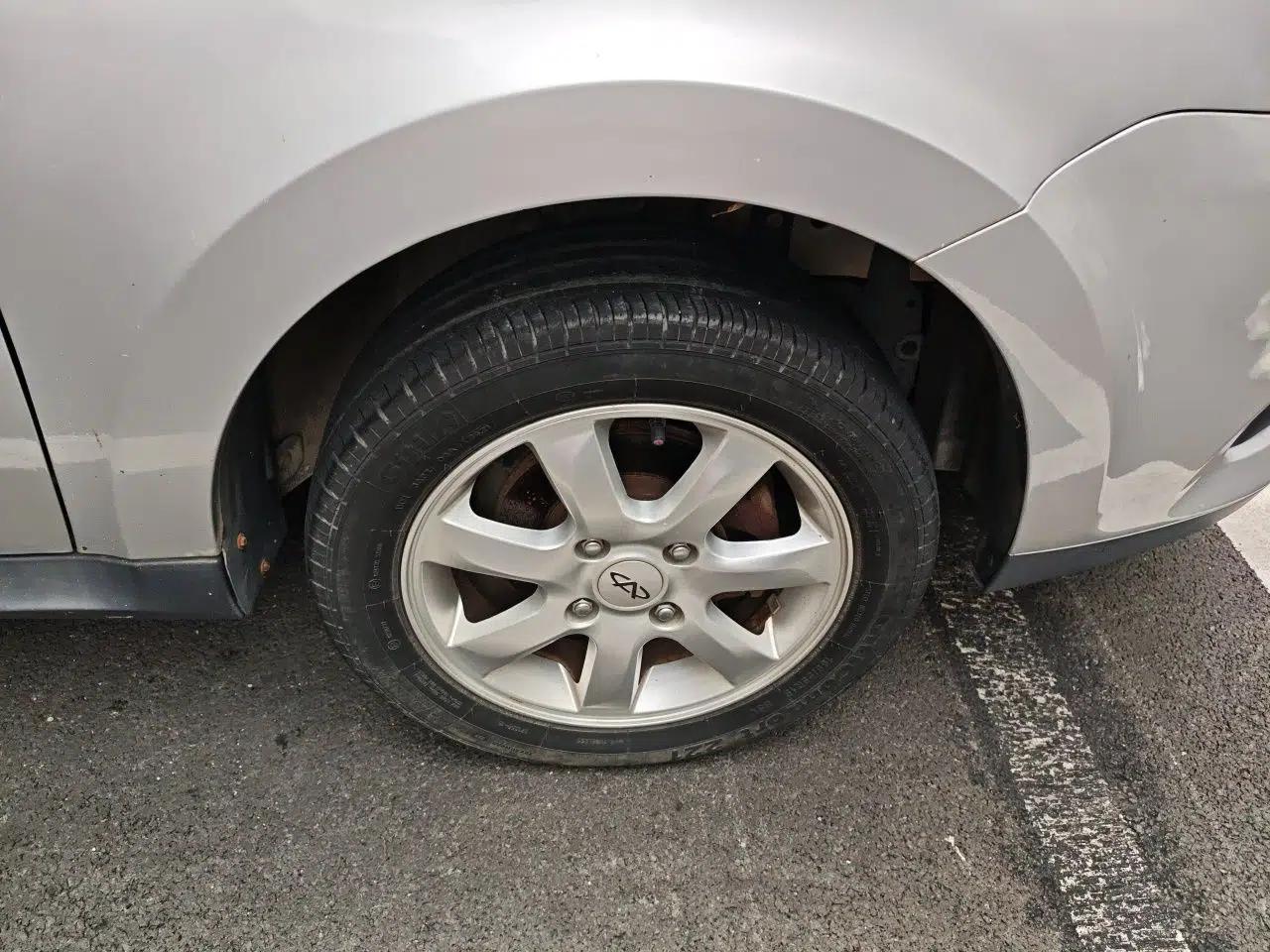 Chery E5 2012 1.5L Manual Sport Edition — миниатюра 8