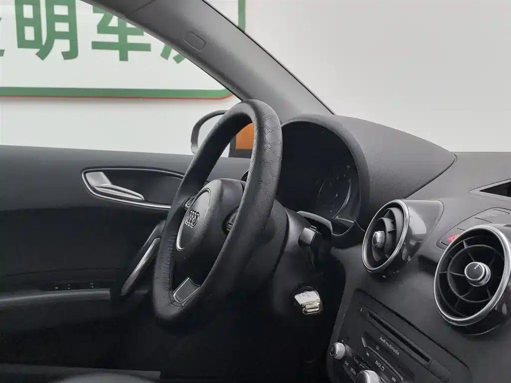 2013 Audi A1 30 TFSI Sportback Ego — миниатюра 22