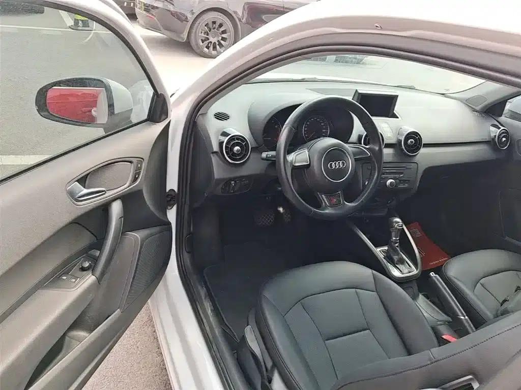 Audi A1 2014 30 TFSI Fashion Edition — миниатюра 16