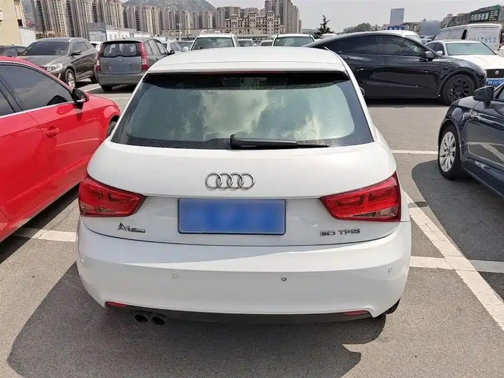 Audi A1 2014 30 TFSI Fashion Edition — миниатюра 6