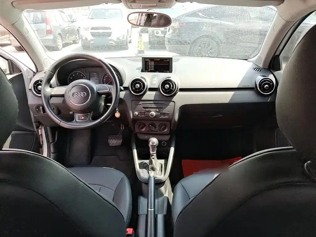 Audi A1 2014 30 TFSI Fashion Edition — миниатюра 10