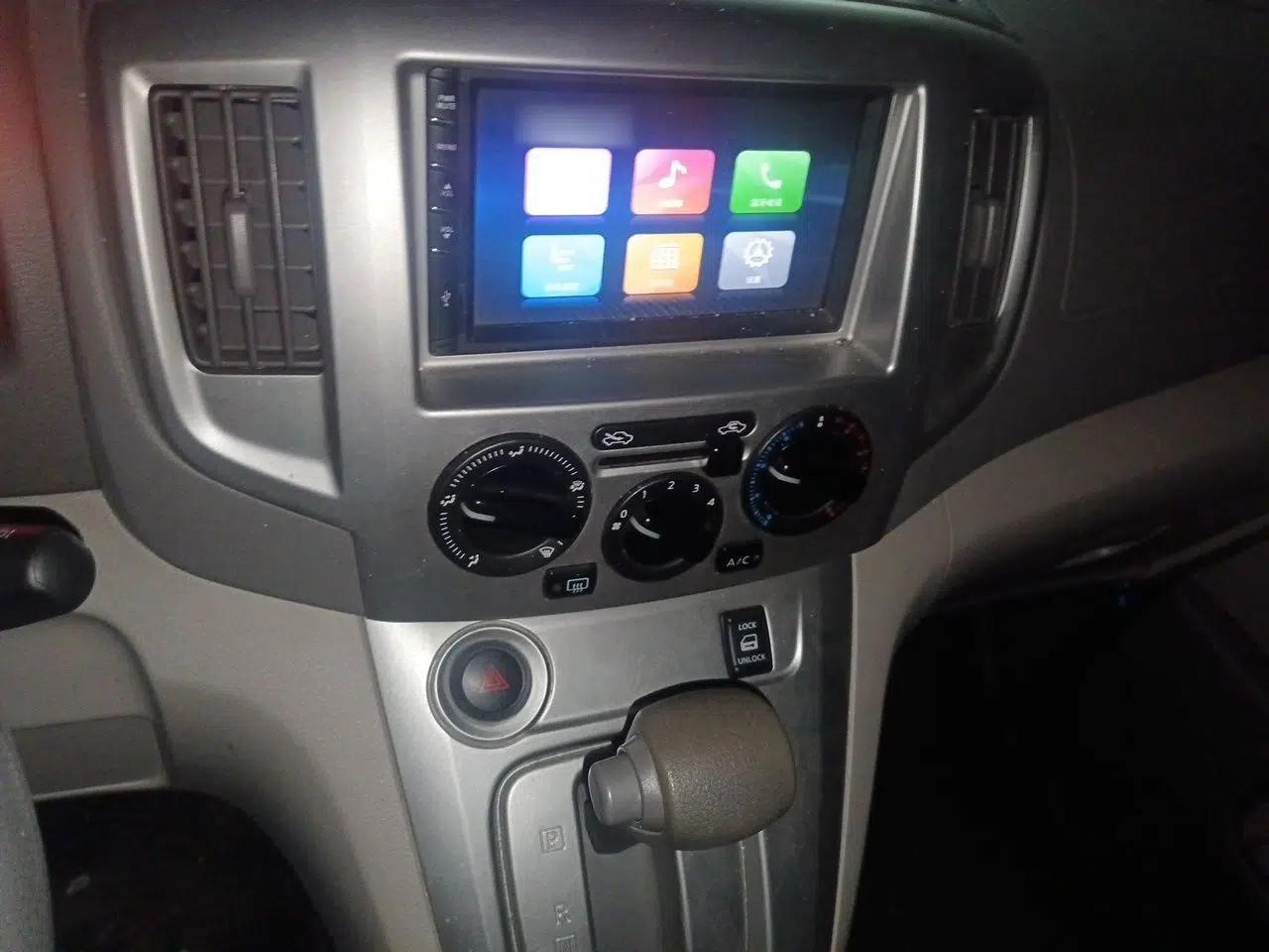 Nissan NV200 2018 1.6L CVT Luxury Model — миниатюра 12