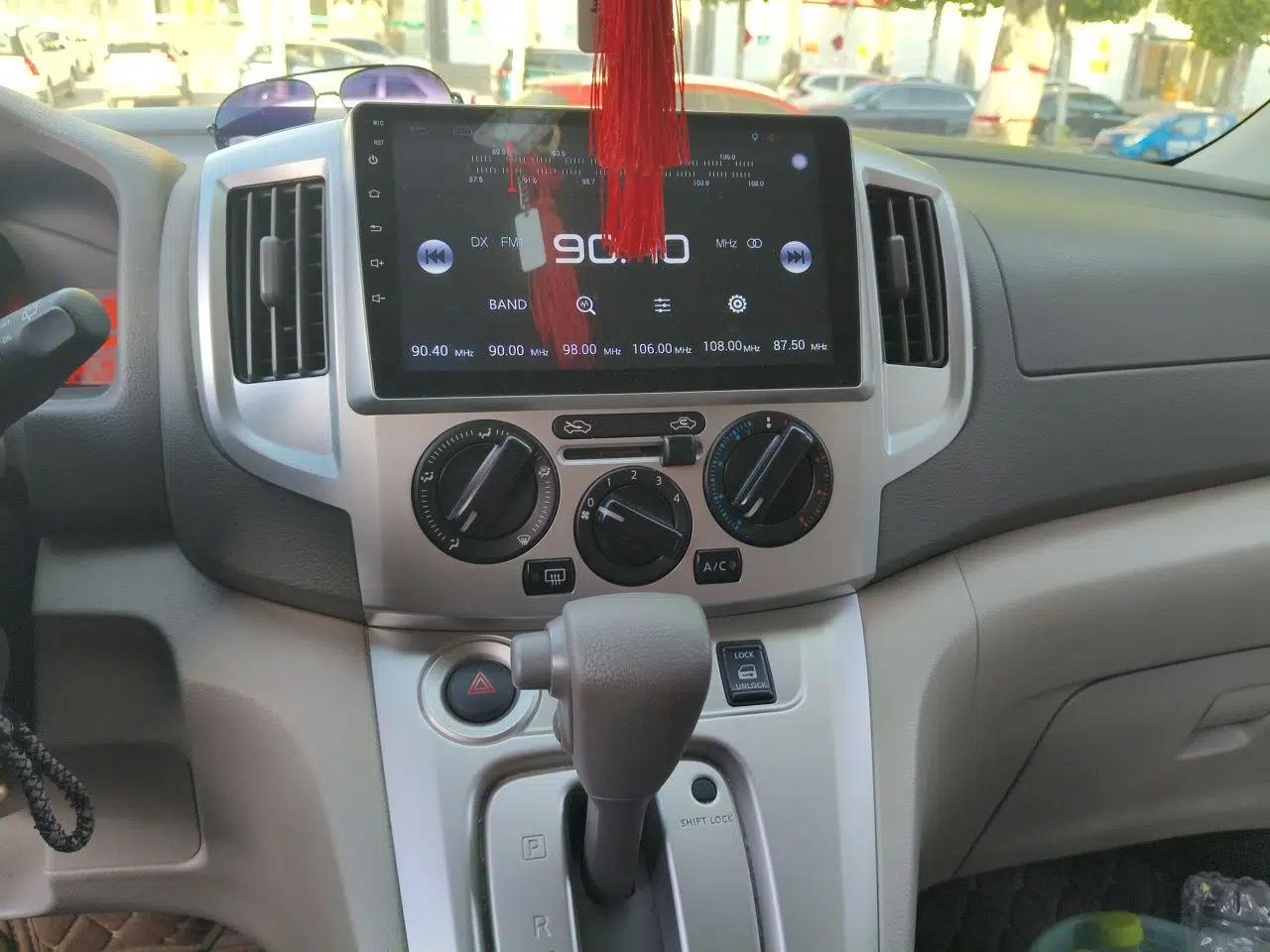 Nissan NV200 2016 Revised Version 1.6L CVT Deluxe Edition — миниатюра 14