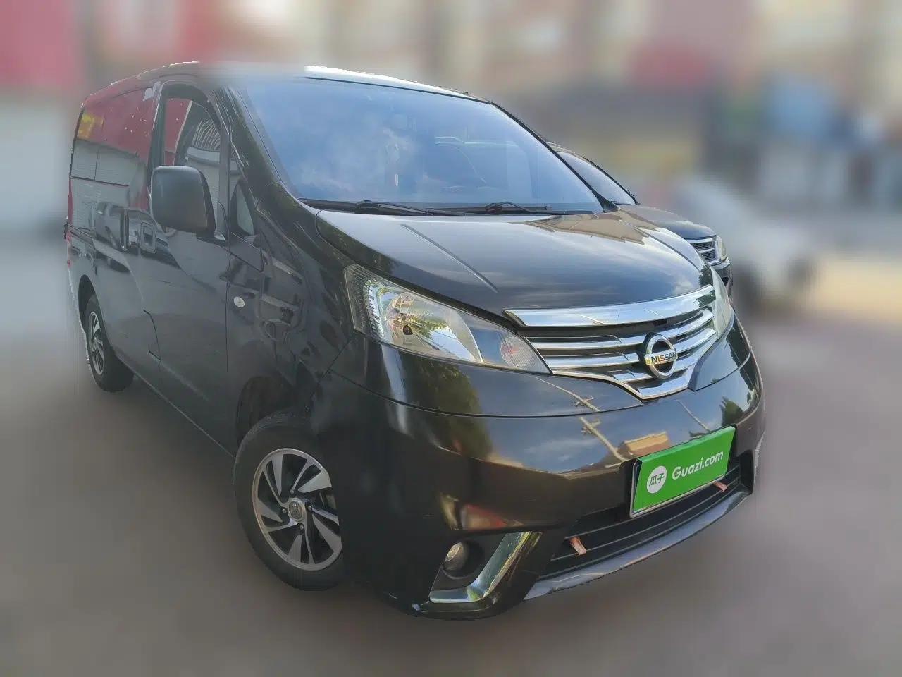 Nissan NV200 2016 Revised Version 1.6L CVT Deluxe Edition — миниатюра 3