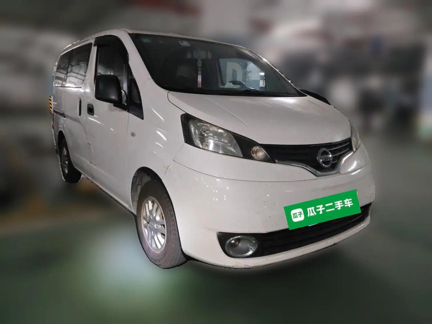 Nissan NV200 2012 1.6L 232 Seats Luxury Version — миниатюра 3
