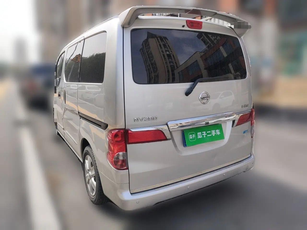 Nissan NV200 2014 1.6L Manual Luxury Model China IV Standard — миниатюра 4