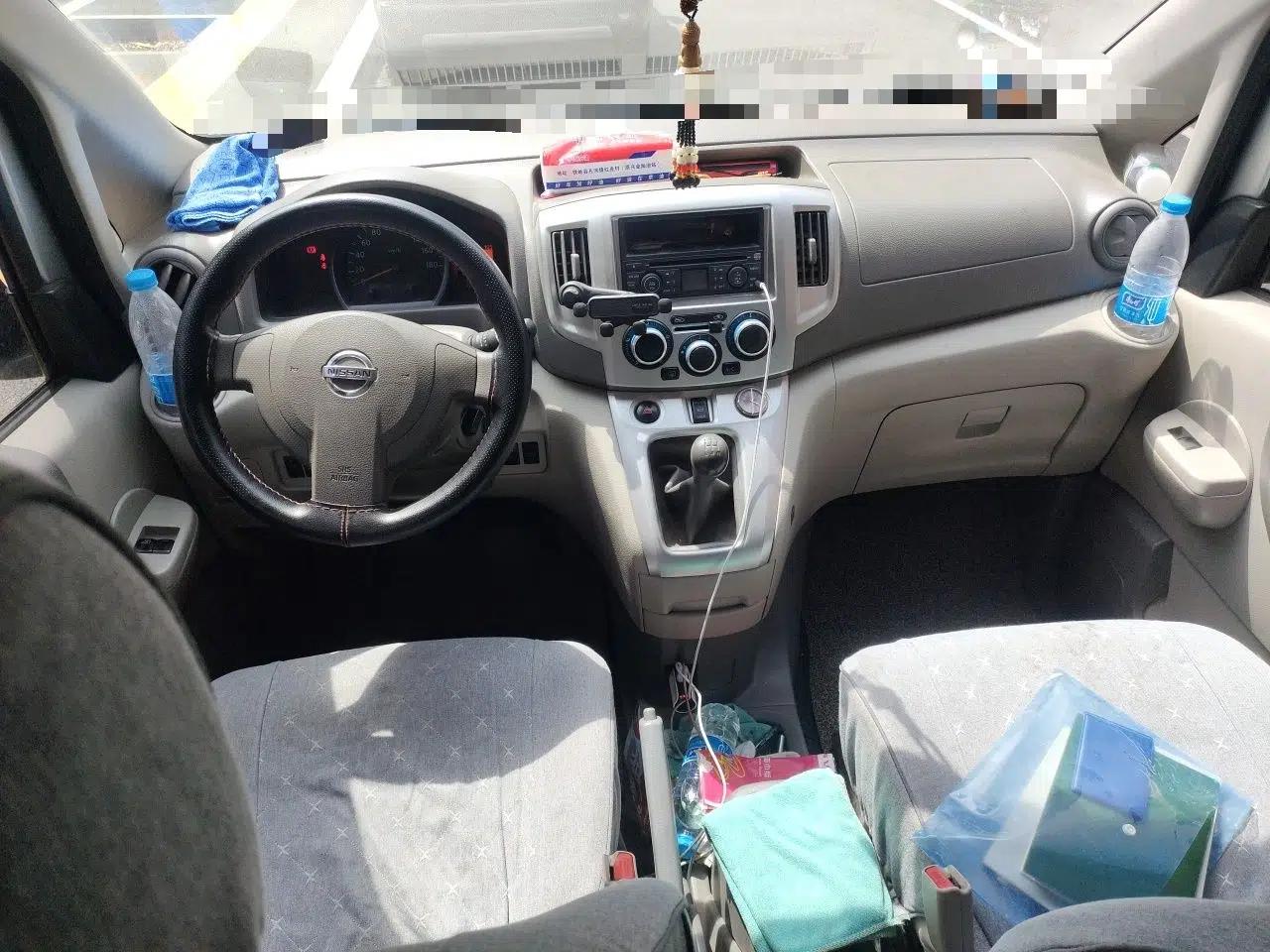 Nissan NV200 2014 1.6L Manual Luxury Model China IV Standard — миниатюра 10