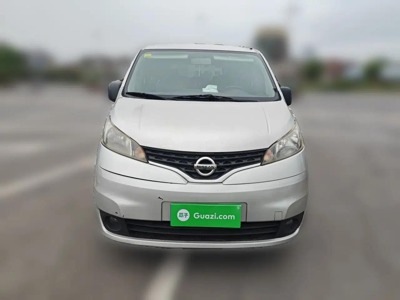 Nissan NV200 2012 1.6L 232 Seats Luxury Version — миниатюра 2