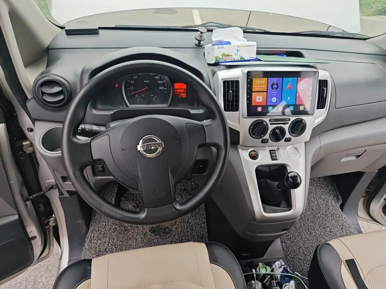 Nissan NV200 2012 1.6L 232 Seats Luxury Version — миниатюра 11