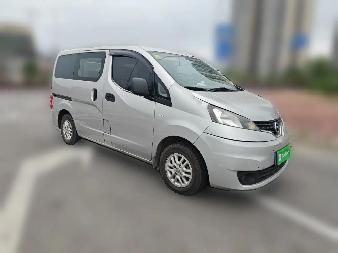 Nissan NV200 2012 1.6L 232 Seats Luxury Version — миниатюра 3