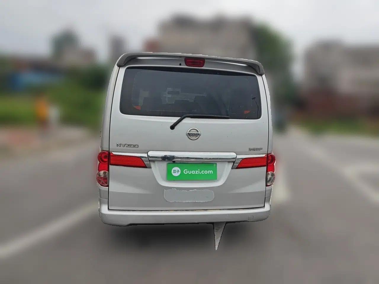 Nissan NV200 2012 1.6L 232 Seats Luxury Version — миниатюра 5