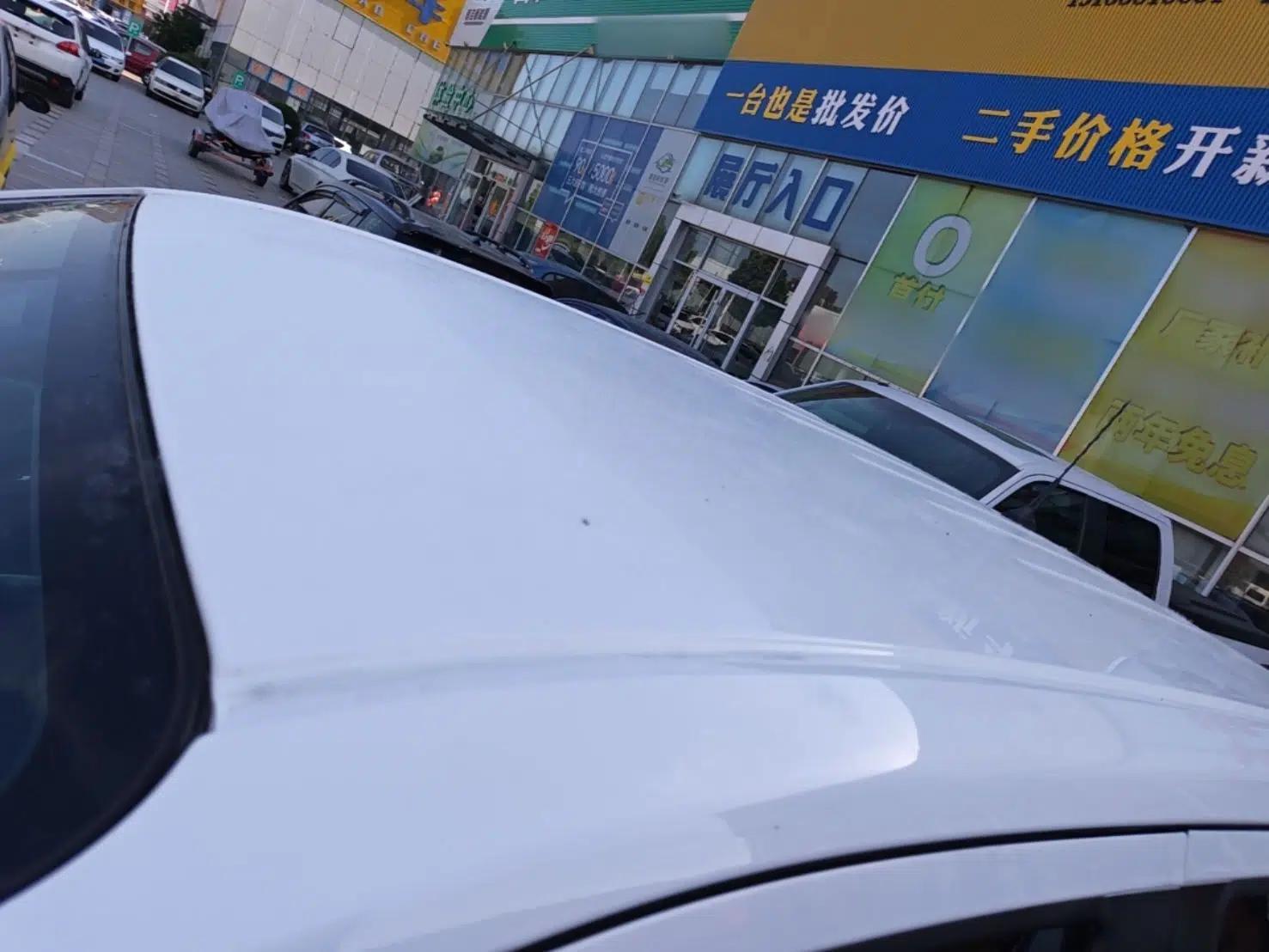 Nissan Navara 2019 2.5L Manual Two-Wheel Drive Flagship Version China VI Standard QR25 — миниатюра 11