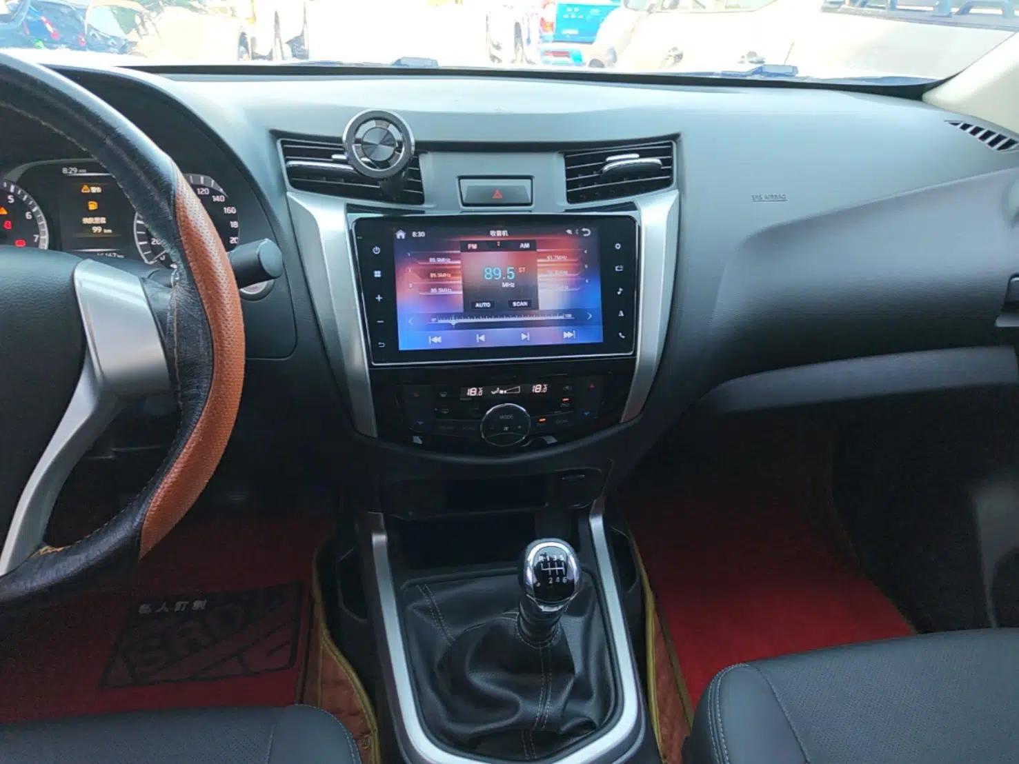 Nissan Navara 2019 2.5L Manual Two-Wheel Drive Flagship Version China VI Standard QR25 — миниатюра 15