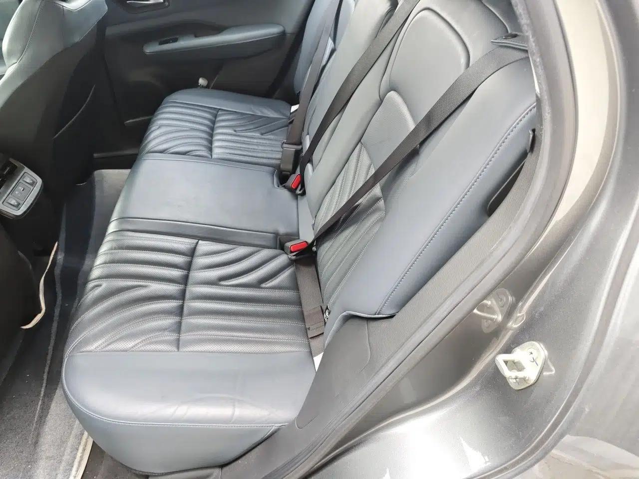 Nissan ARIYA 2022 Four-Wheel-Drive High-Performance Top-Tier Model — миниатюра 18
