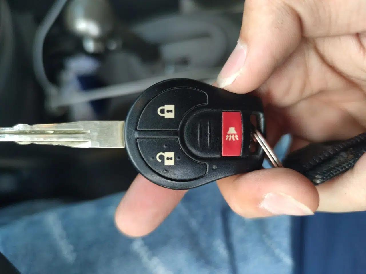 Nissan March 2010 1.5L Automatic Easy-Style Version — миниатюра 9