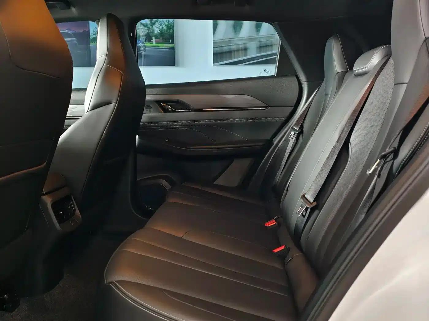 Dongfeng Fengshen L7 2025 Model 430 Comfort Edition — миниатюра 6