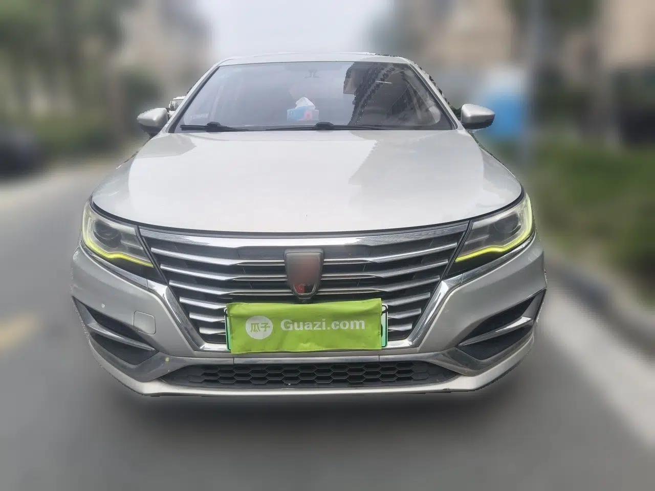 Roewe i6 New Energy 2017 45T Hybrid Connect & Smart Enjoyment Edition — миниатюра 2