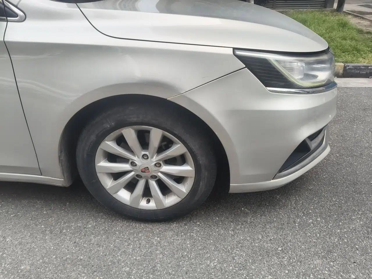 Roewe i6 New Energy 2017 45T Hybrid Connect & Smart Enjoyment Edition — миниатюра 8