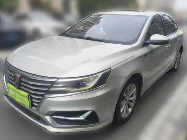 Roewe i6 New Energy 2017 45T Hybrid Connect & Smart Enjoyment Edition
