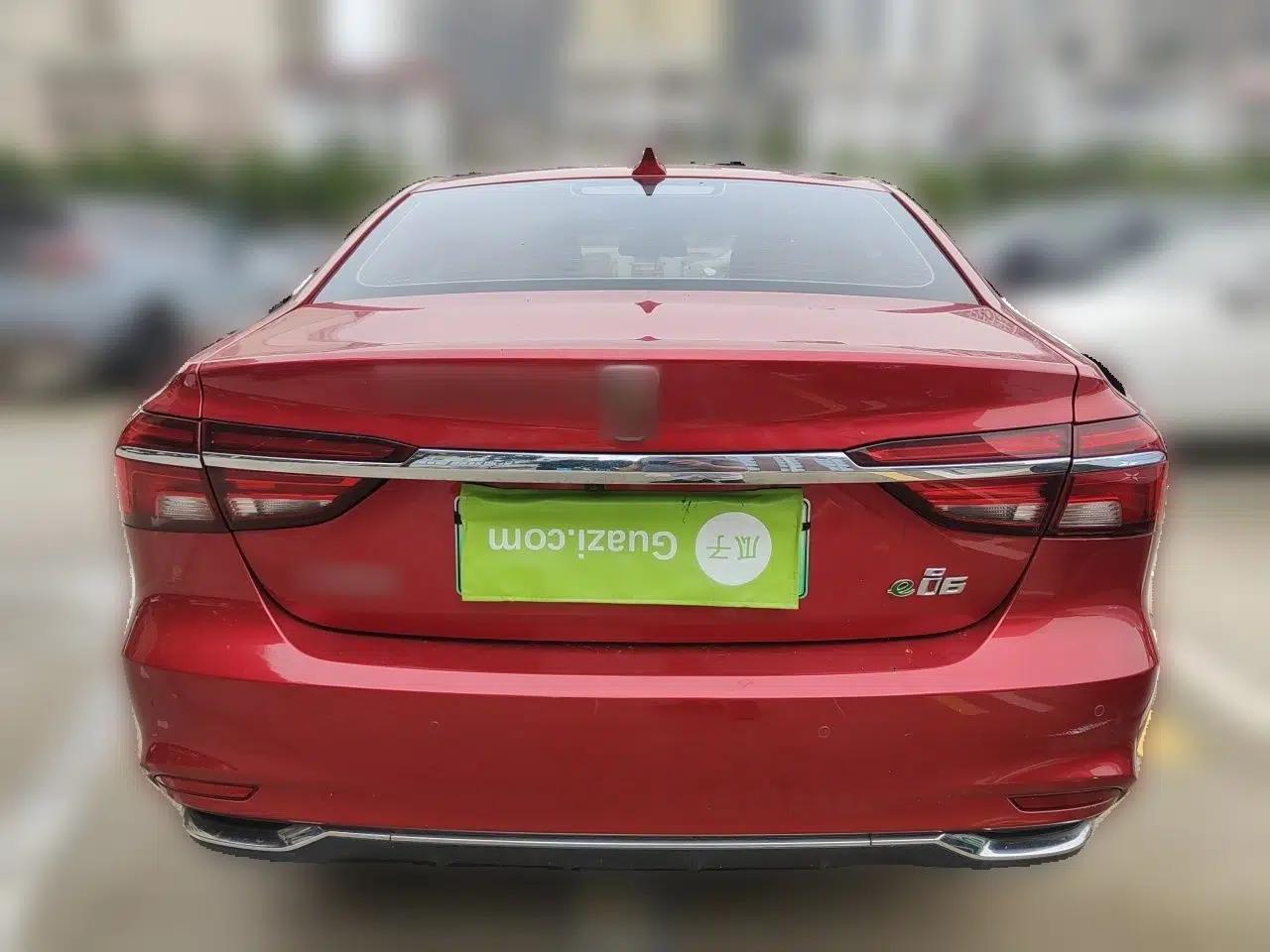 Roewe i6 New Energy 2017 45T Hybrid Connect & Smart Enjoyment Edition — миниатюра 5