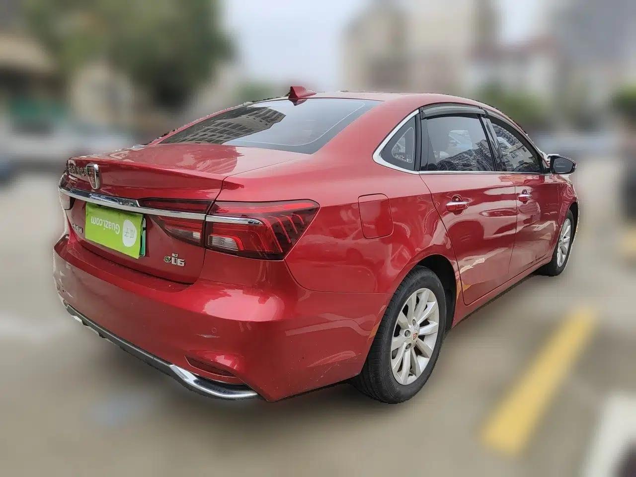 Roewe i6 New Energy 2017 45T Hybrid Connect & Smart Enjoyment Edition — миниатюра 6