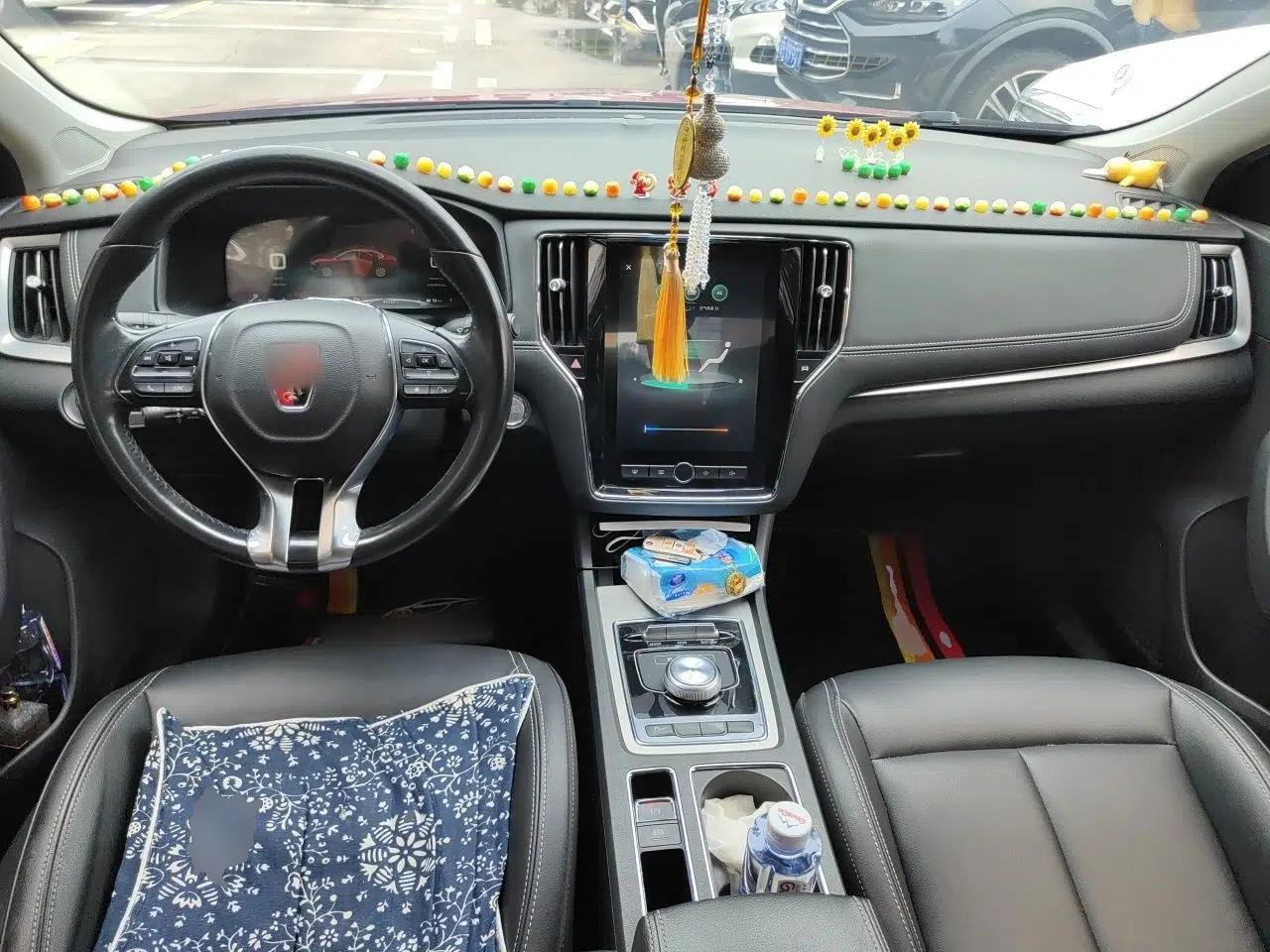 Roewe i6 New Energy 2017 45T Hybrid Connect & Smart Enjoyment Edition — миниатюра 10