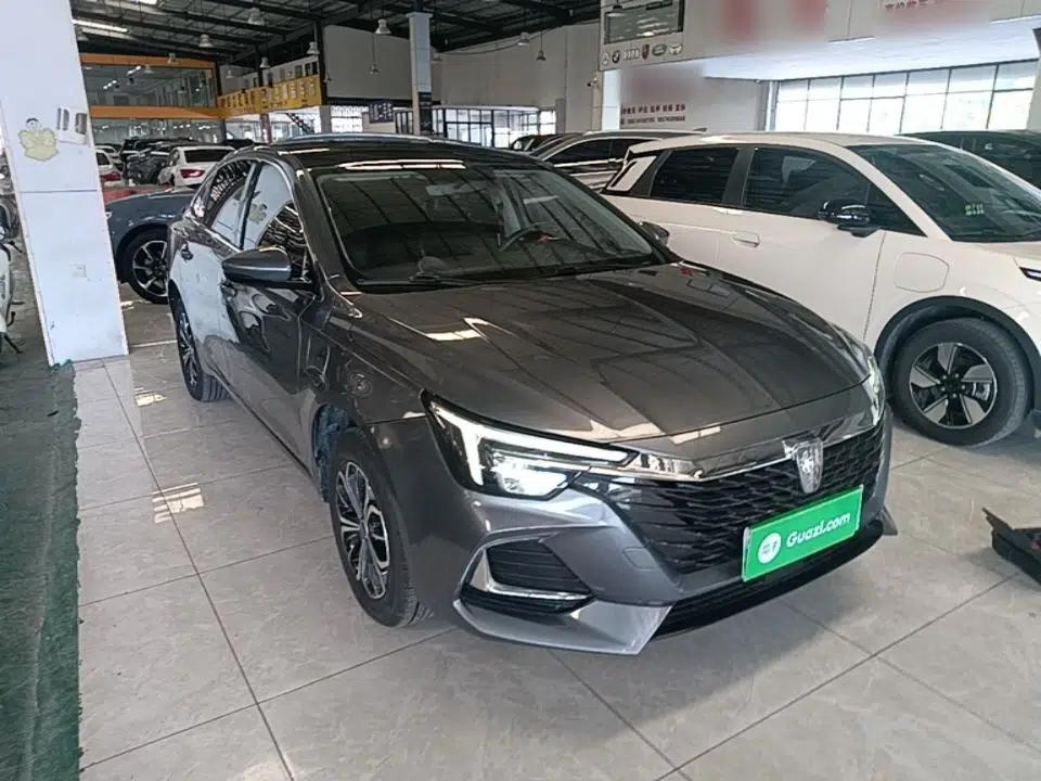Roewe i6 MAX New Energy 2023 EV 420 Skyroof Special Edition — миниатюра 3