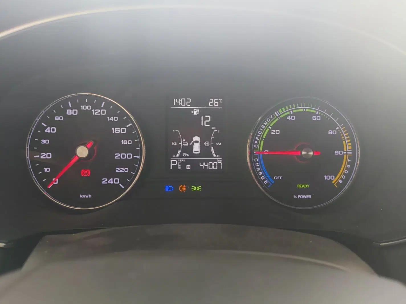 Roewe i6 MAX New Energy 2020 1.5T PHEV Sporty Cool Edition — миниатюра 15