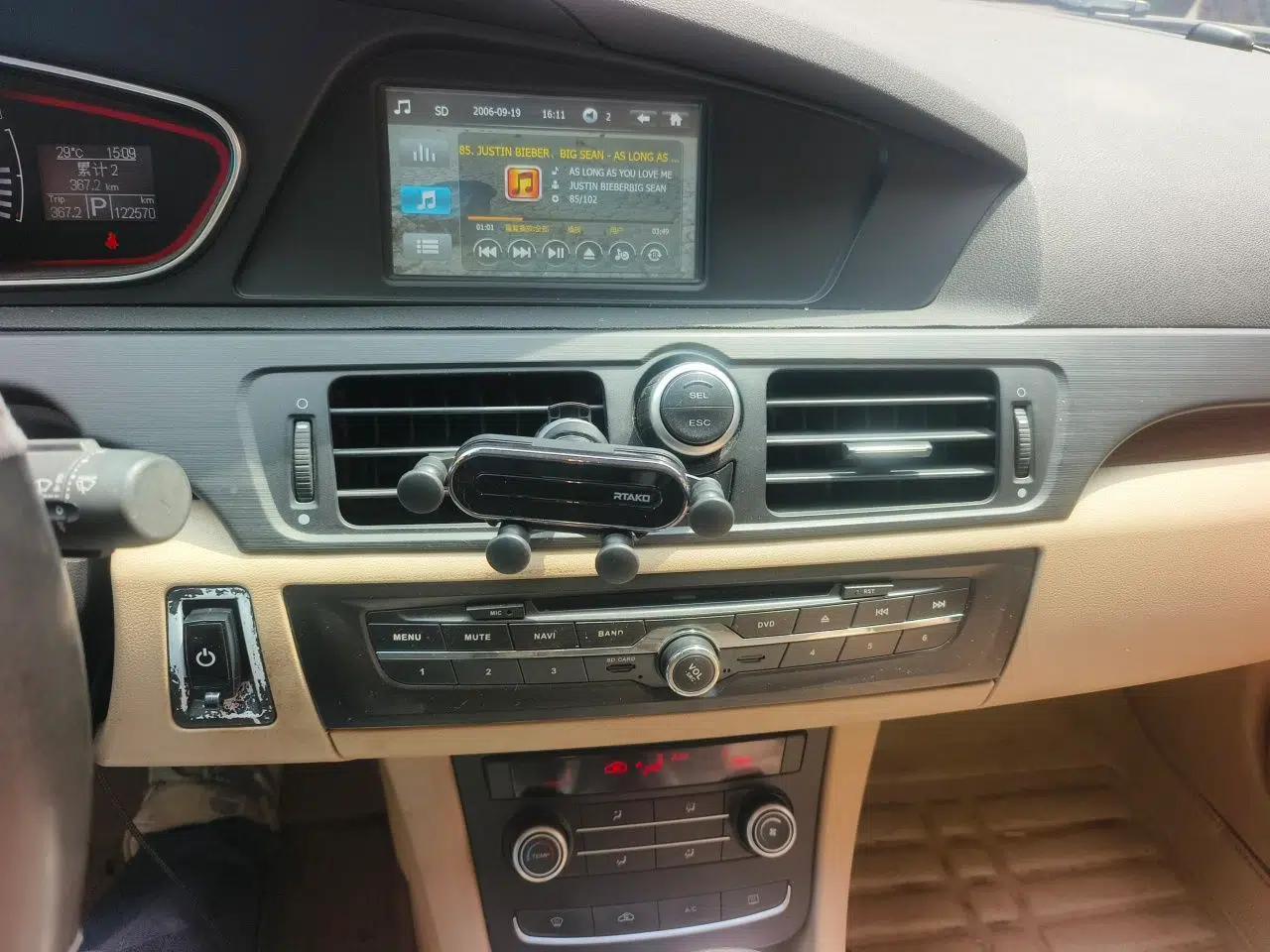Roewe 550 2014 550S 1.8L Automatic Smart Selection Model — миниатюра 14