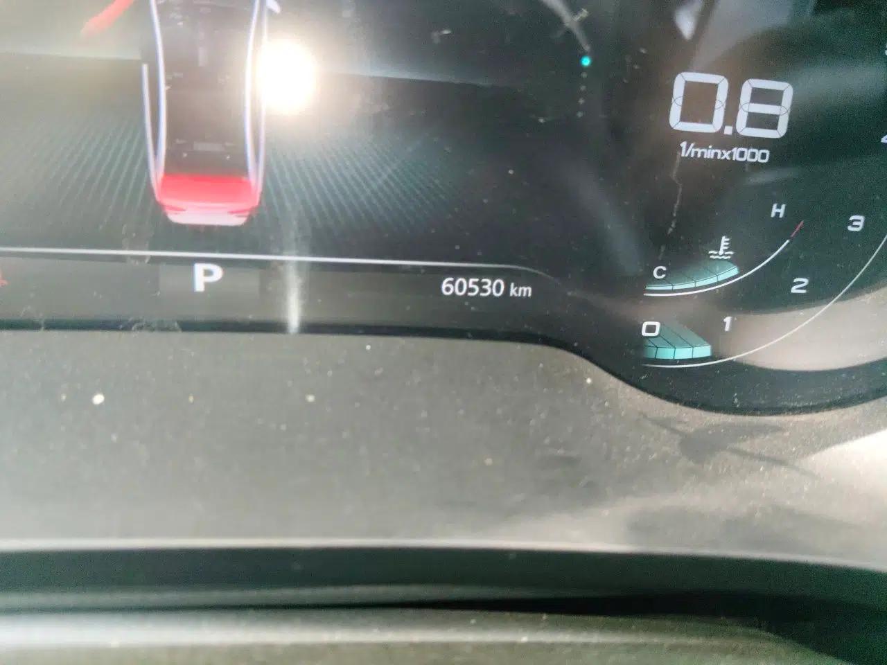 Roewe i6 MAX 2020 300TGI Automatic Sporty Cool Edition — миниатюра 13