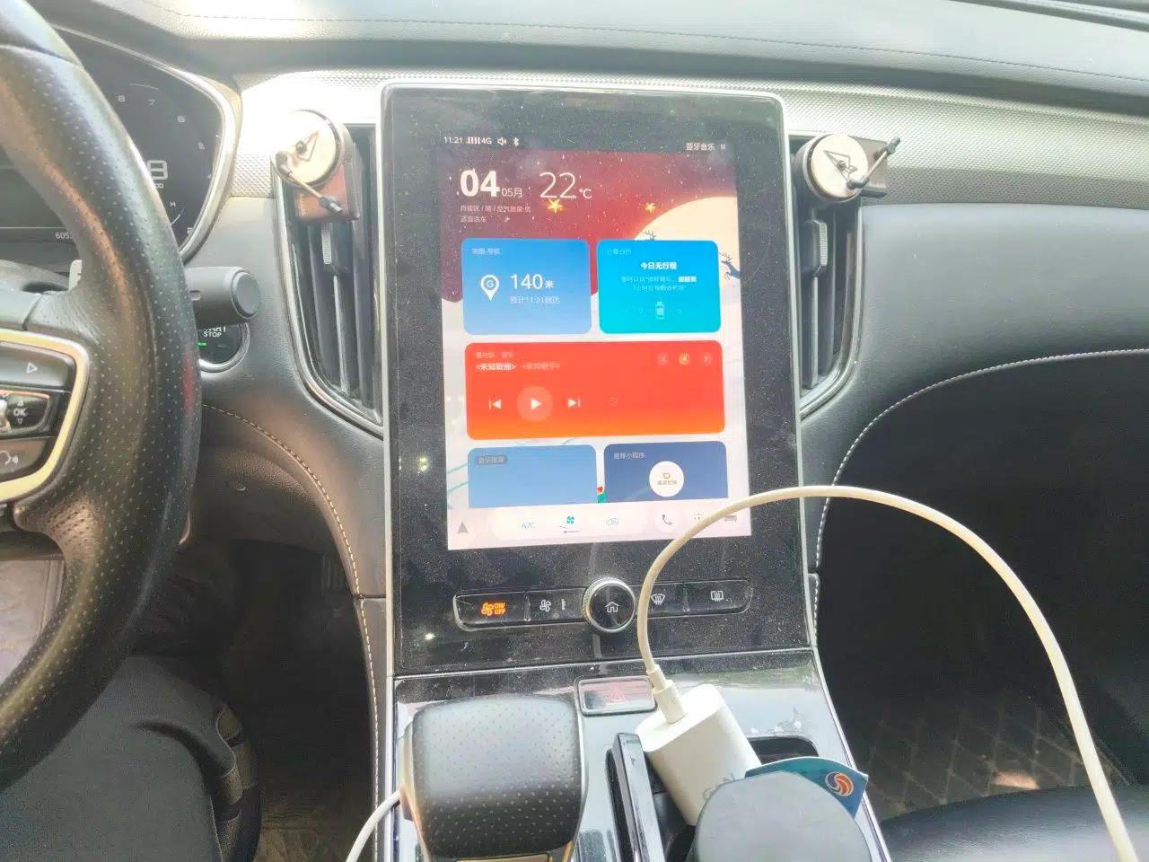 Roewe i6 MAX 2020 300TGI Automatic Sporty Cool Edition — миниатюра 14