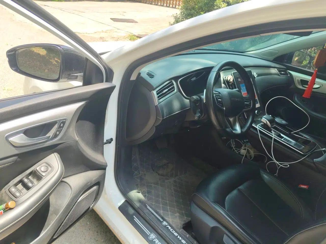 Roewe i6 MAX 2020 300TGI Automatic Sporty Cool Edition — миниатюра 17