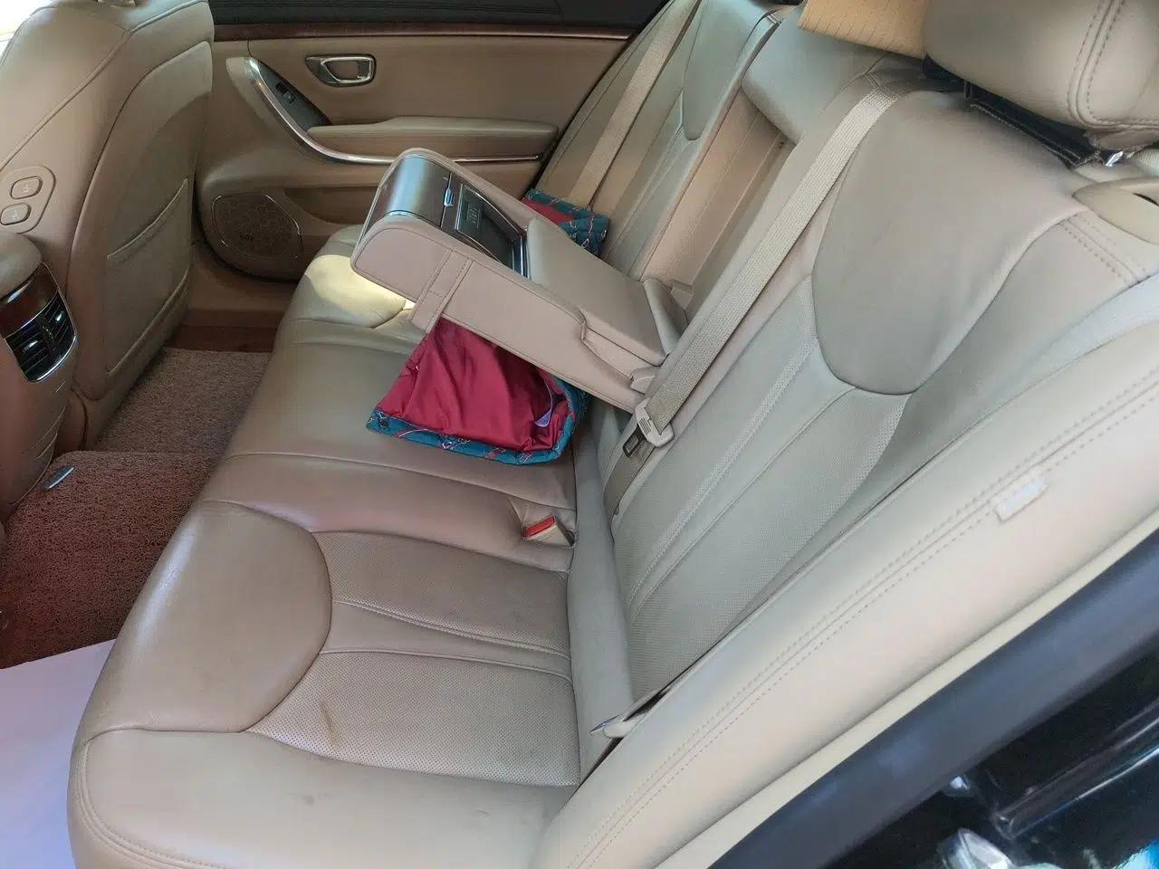 Roewe 950 2012 2.4L Luxury Executive Edition — миниатюра 18