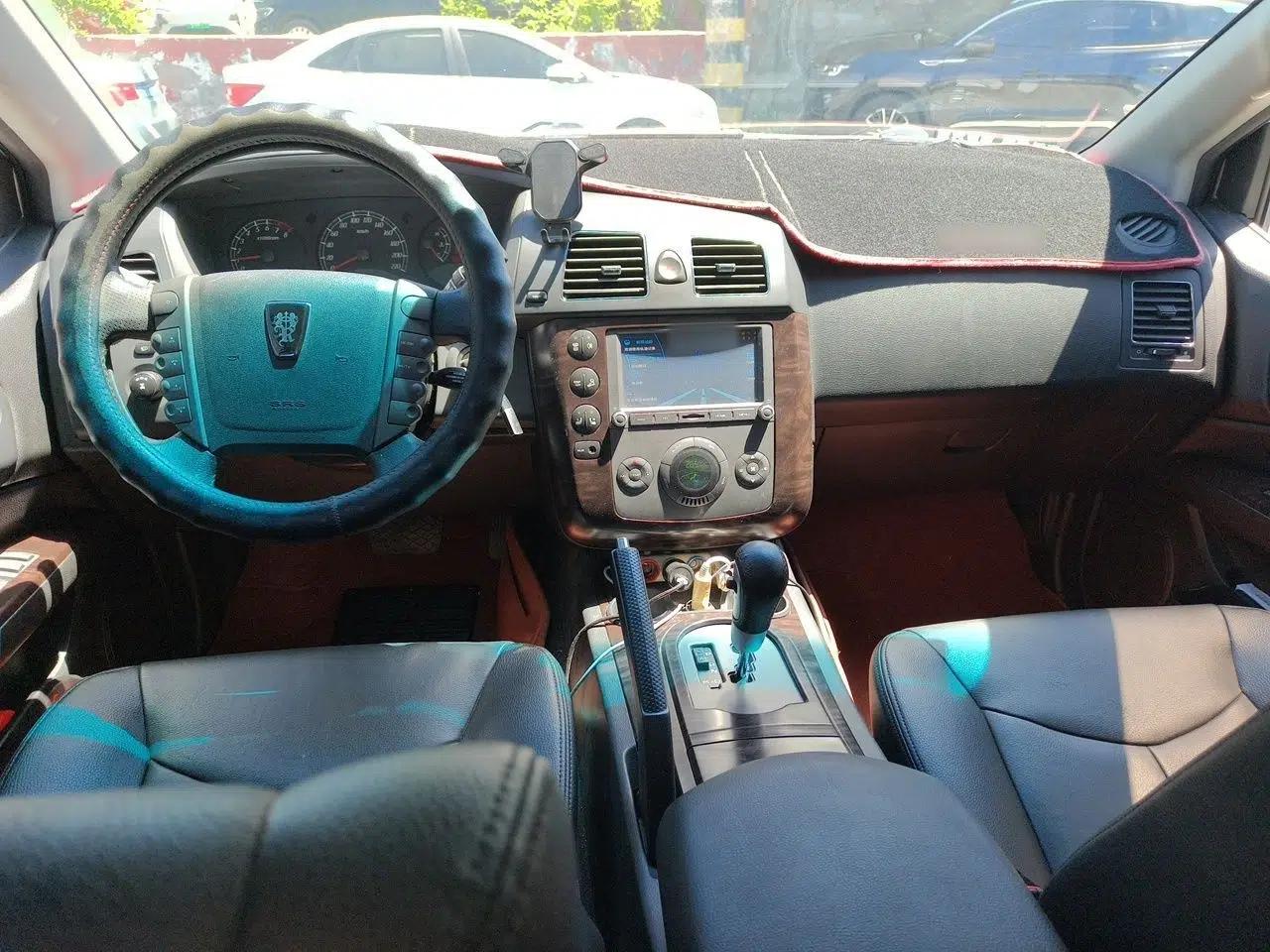 Roewe W5 2014 1.8T 4WD Automatic Haoyu Special Edition — миниатюра 10