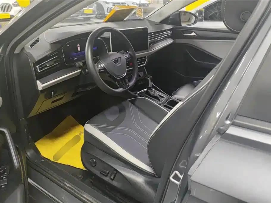 Jetta VA7 2025 1.4T Automatic First-Come, First-Served Edition — миниатюра 9