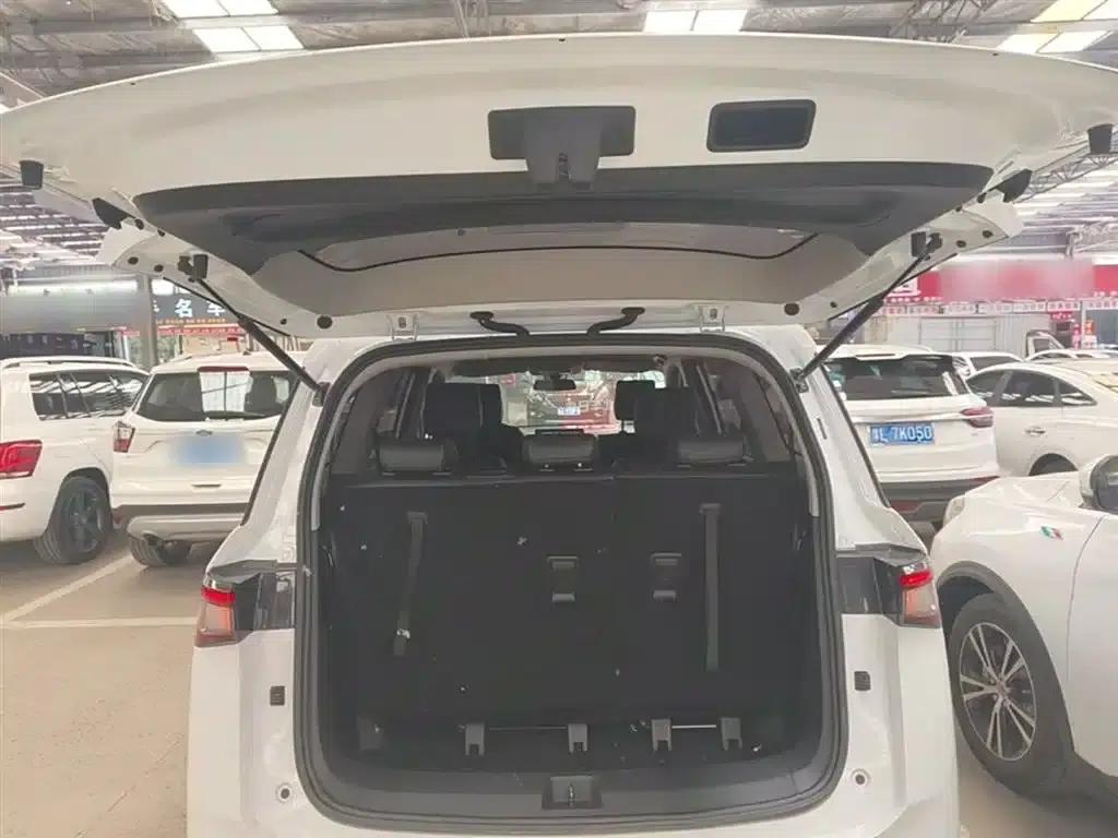 Wuling Jiachen 2022 1.5T CVT Smart Luxury Edition — миниатюра 19