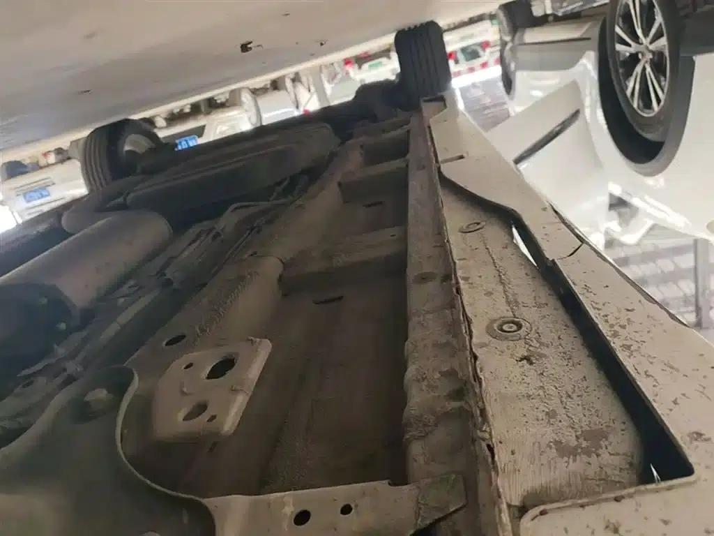 Wuling Jiachen 2022 1.5T CVT Smart Luxury Edition — миниатюра 21
