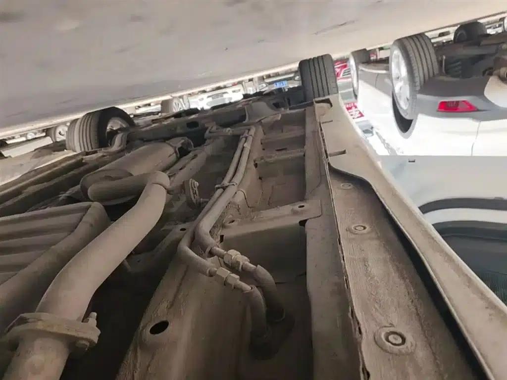 Wuling Jiachen 2022 1.5T CVT Smart Luxury Edition — миниатюра 22