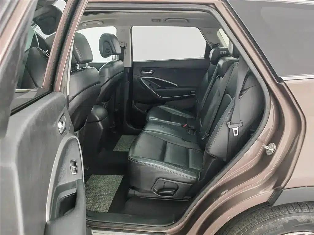 Geely Grand Hyatt 2013 3.0L 7-seater 4WD Comfort Edition — миниатюра 15