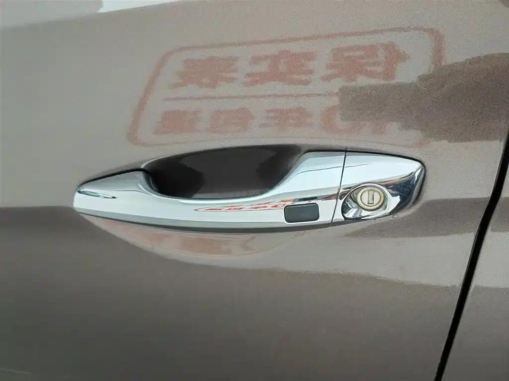 Geely Grand Hyatt 2013 3.0L 7-seater 4WD Comfort Edition — миниатюра 18