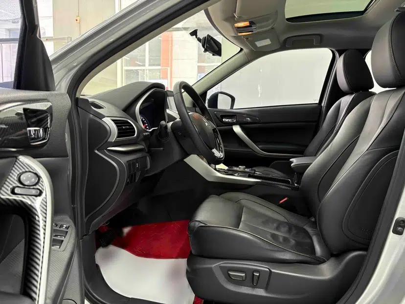 Mitsubishi Eclipse Cross 2019 1.5T CVT Two-Wheel Drive Dream Edition China VI Standard — миниатюра 13