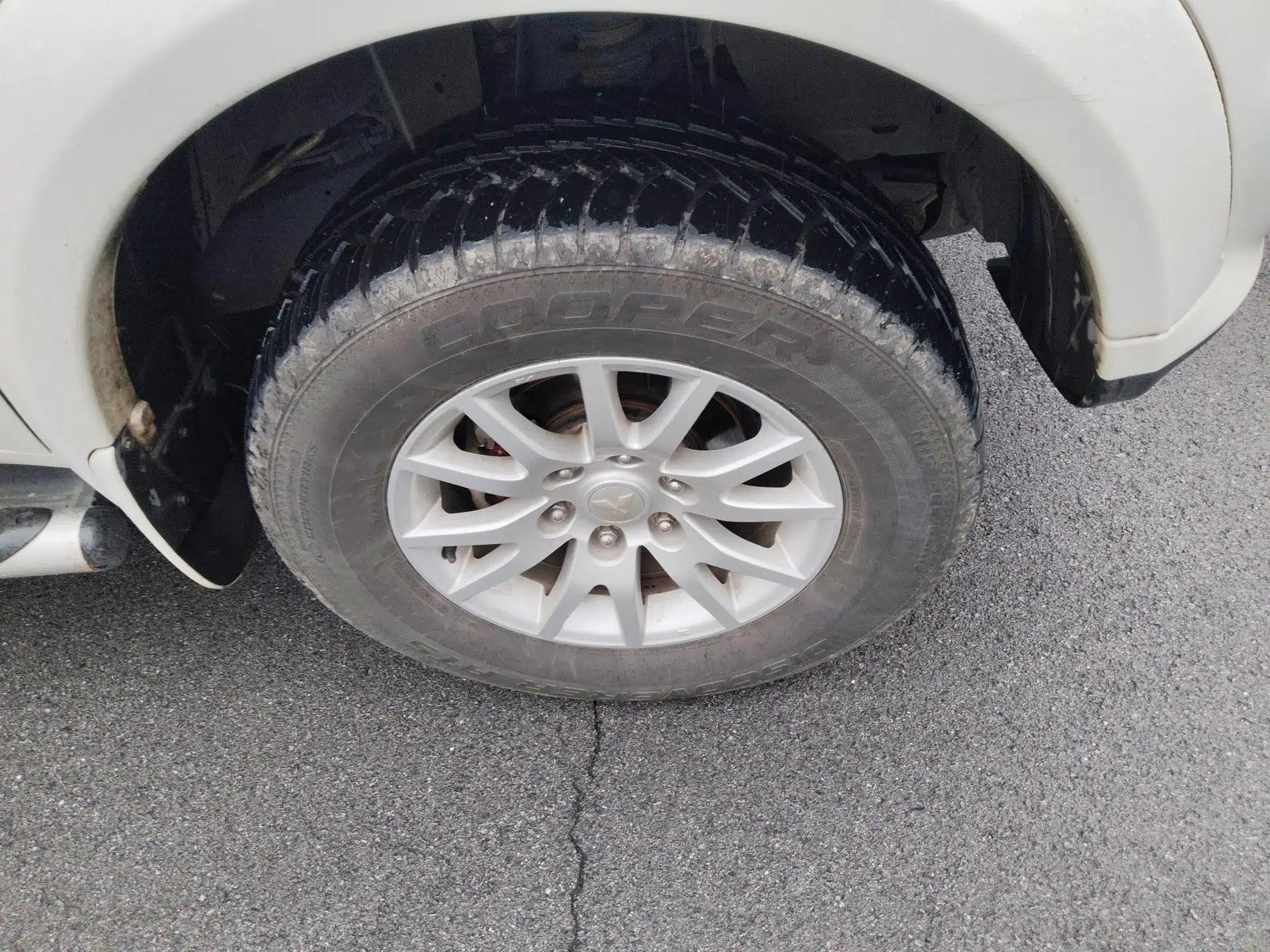 Mitsubishi Pajero Sport 2013 3.0L Automatic 4x4 Flagship Edition — миниатюра 8