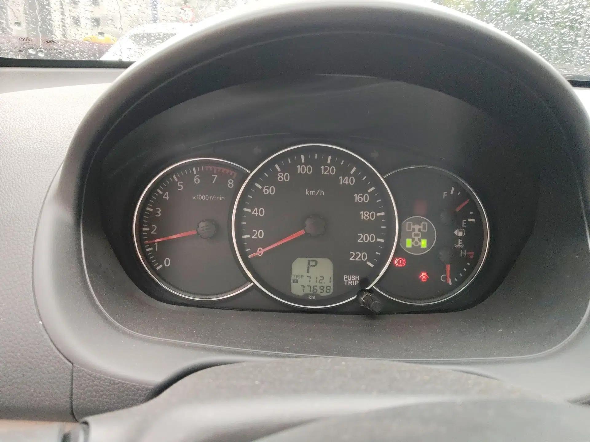 Mitsubishi Pajero Sport 2013 3.0L Automatic 4x4 Flagship Edition — миниатюра 10