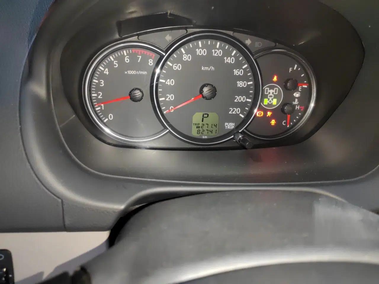 Mitsubishi Pajero Sport 2013 3.0L Automatic 4x4 Executive Edition — миниатюра 13