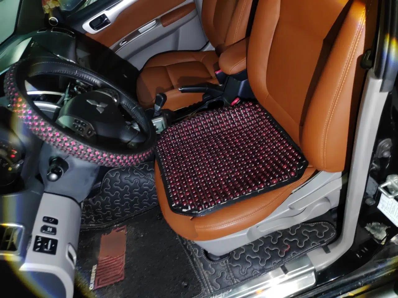 Mitsubishi Pajero Sport 2013 3.0L Automatic 4x4 Executive Edition — миниатюра 16