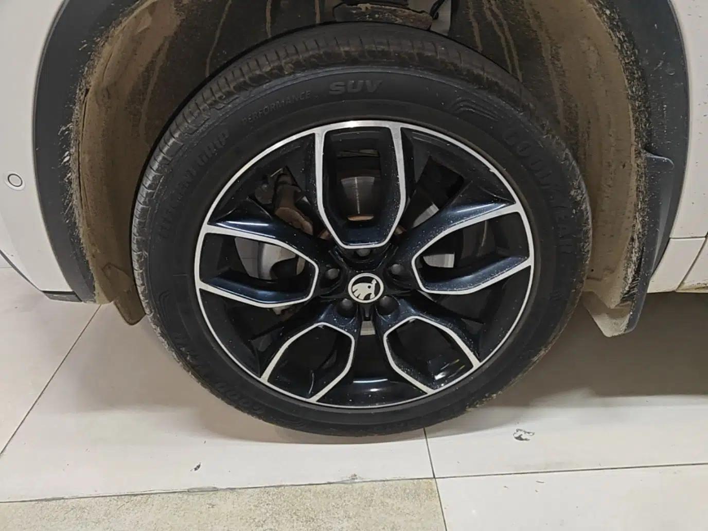 Skoda Kodiaq GT 2019 TSI330 Two-Wheel-Drive Luxury Edition China VI Standard — миниатюра 8