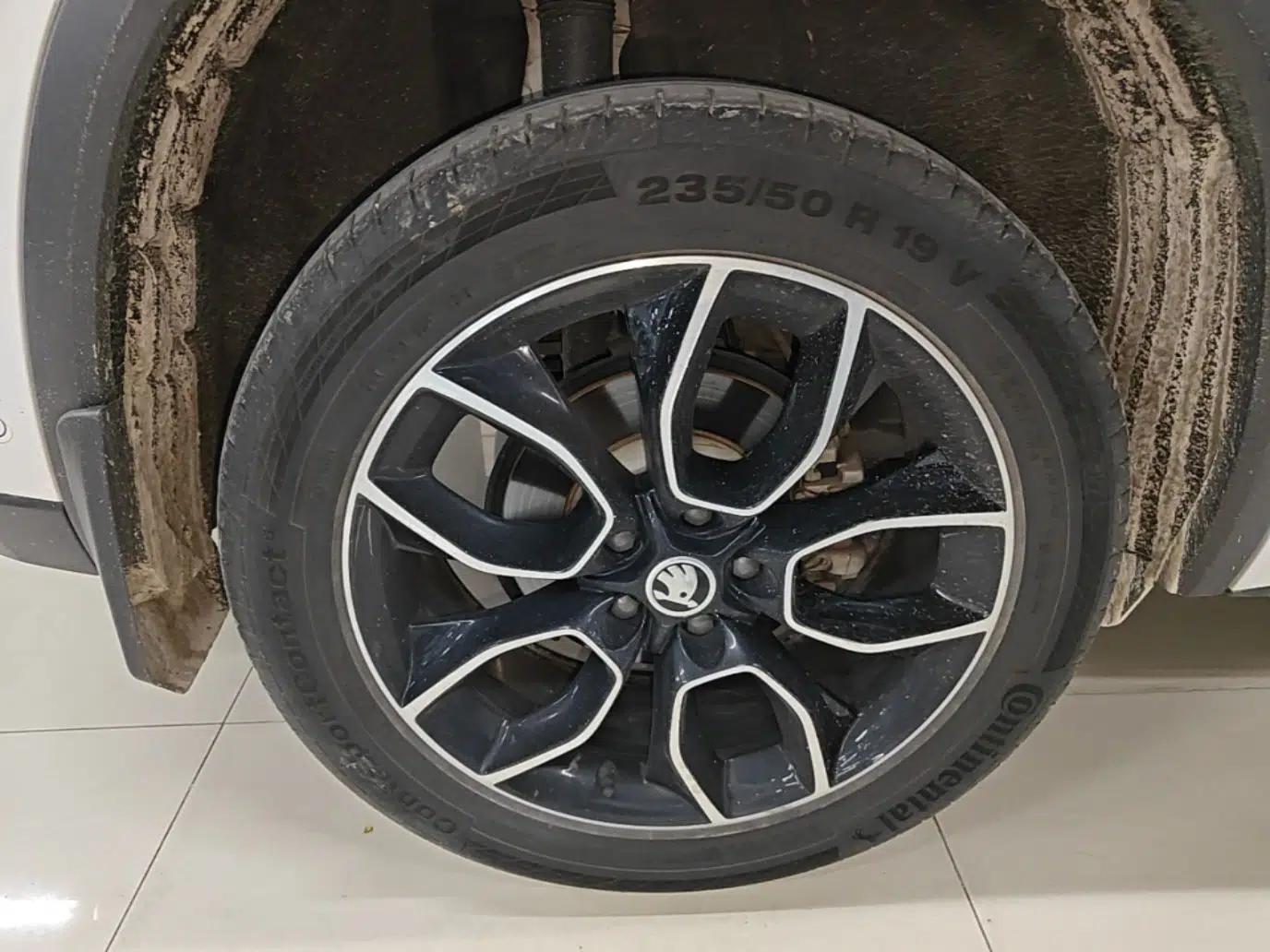 Skoda Kodiaq GT 2019 TSI330 Two-Wheel-Drive Luxury Edition China VI Standard — миниатюра 10