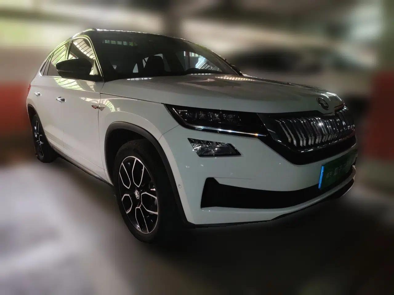 Skoda Kodiaq GT 2021 TSI330 Two-Wheel-Drive Luxury Edition — миниатюра 3
