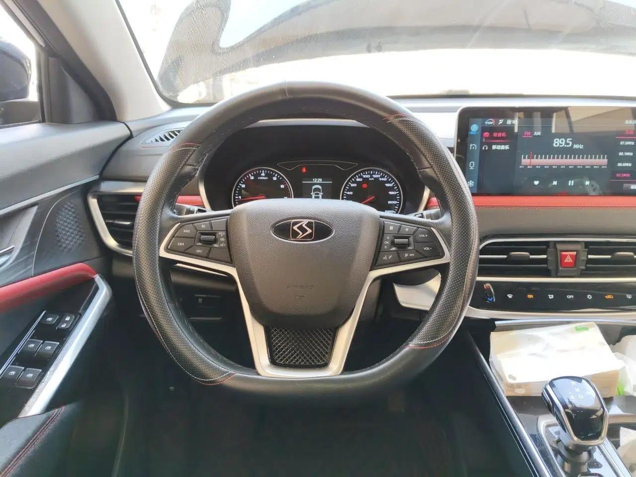 SOL X8 2021 300T DCT Leading Smart Connectivity Version 6 Seats — миниатюра 11